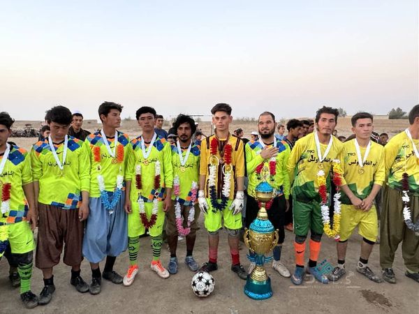 کندز؛ ګلتیپې ولسوالۍ کې د ۲۰ لوبډلو ترمنځ د فوټبال سیالۍ پای ته ورسېدې