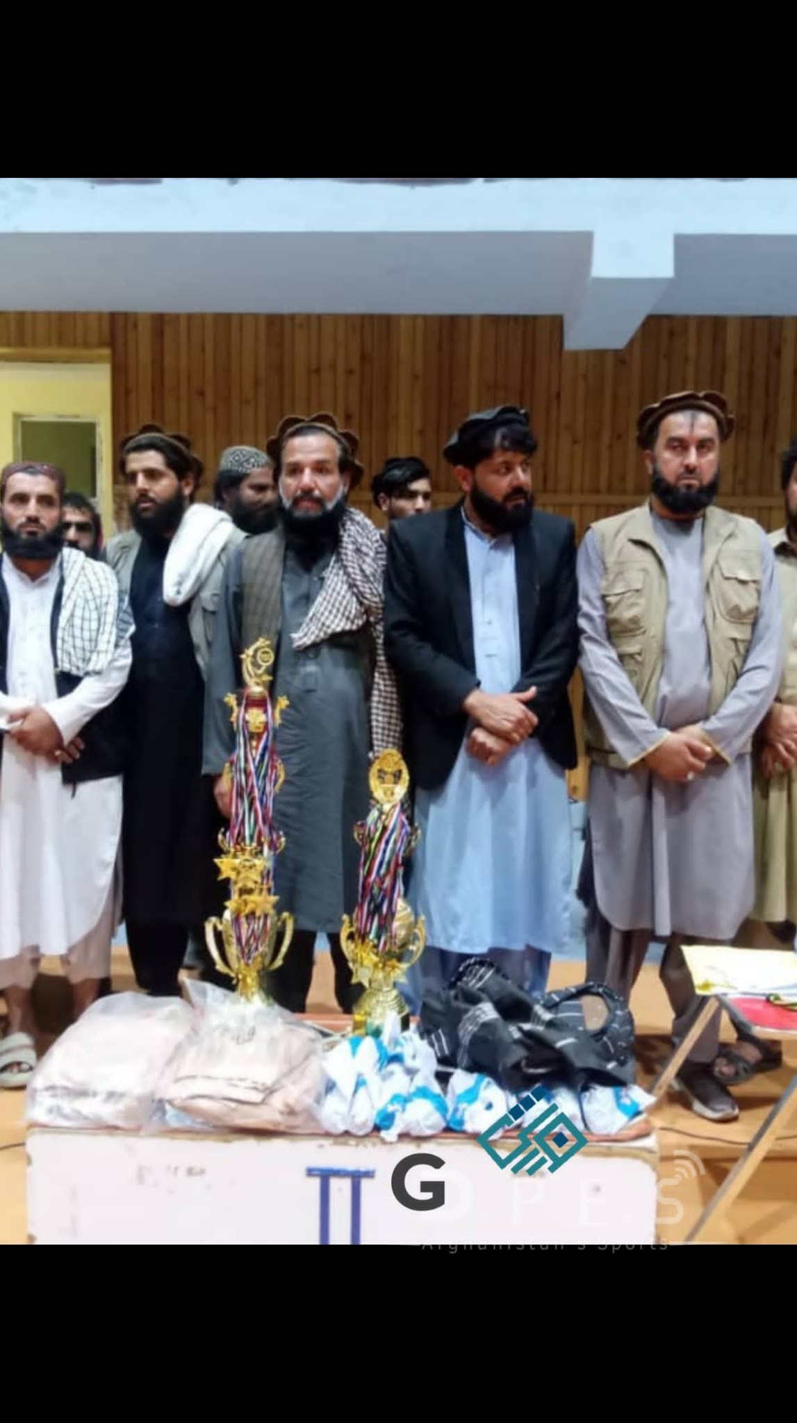 لغمان؛ مرکز مهترلام ښار کې د ٤٠ لوبډلو ترمنځ د والیبال سیالۍ پای ته ورسېدې