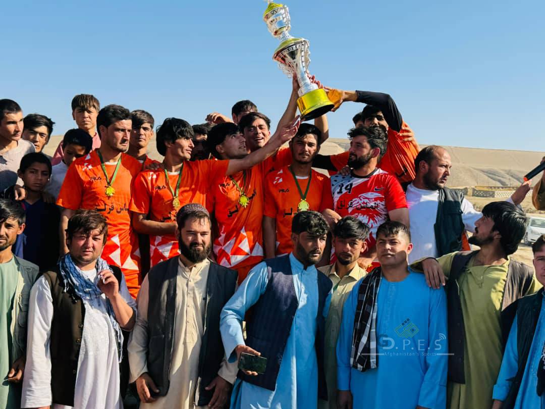 کندز؛ مسابقات فوتبال با اشتراک چهار تیم در ولسوالی دشت ارچی به پایان رسید
