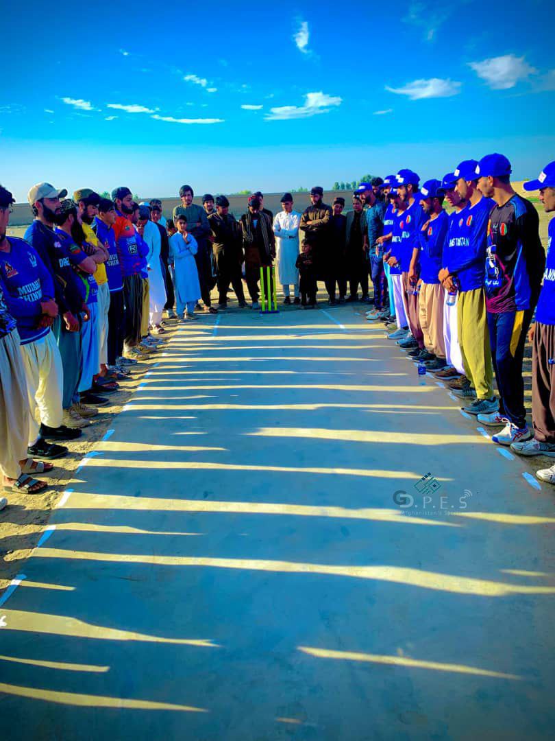 ننګرهار؛ شینوارو ولسوالۍ کې د ۳۲ لوبډلو ترمنځ د ټېپ بال کرېکټ سیالۍ پیل شوې