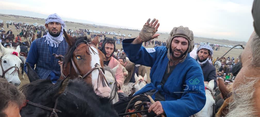 کندز؛ مسابقات بزکشی با اشتراک ۱۰۰ چاپنداز در ولسوالی قلعه ذال برگزار گردید