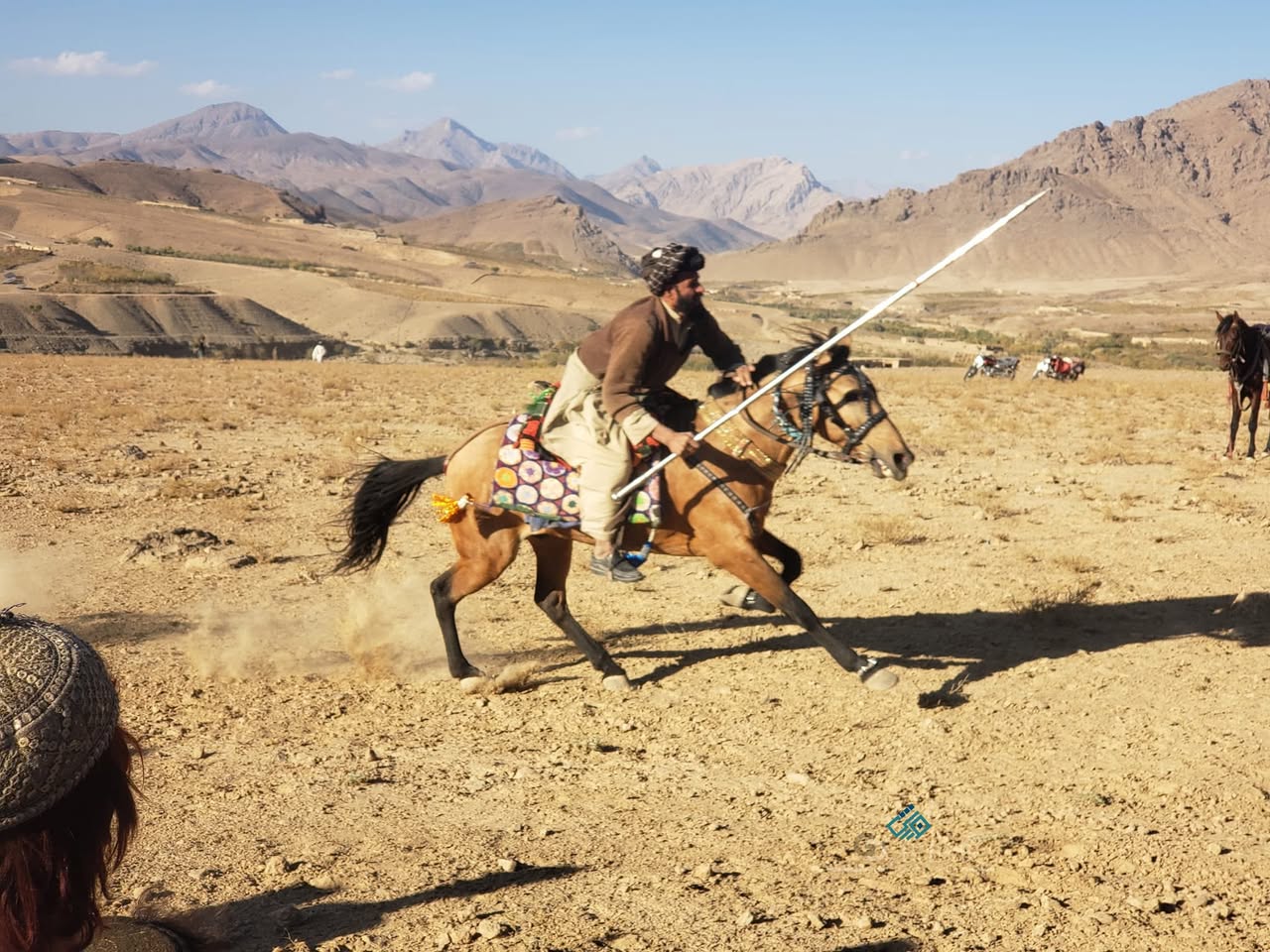 زابل؛ ارغنداب ولسوالۍ کې د ۳۵ ورزشکارانو ترمنځ د نیزه وهنې سیالۍ ترسره شوې