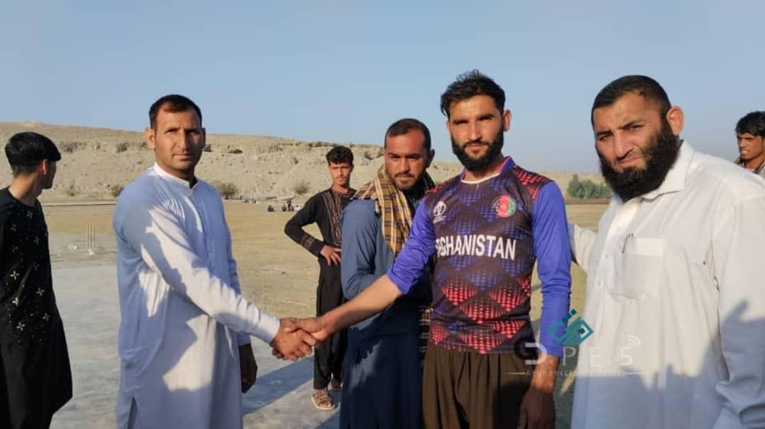 ننګرهار؛ روداتو ولسوالۍ کې د ۲۴ لوبډلو ترمنځ د ټېپ بال کرګټ سيالۍ پيل شوې