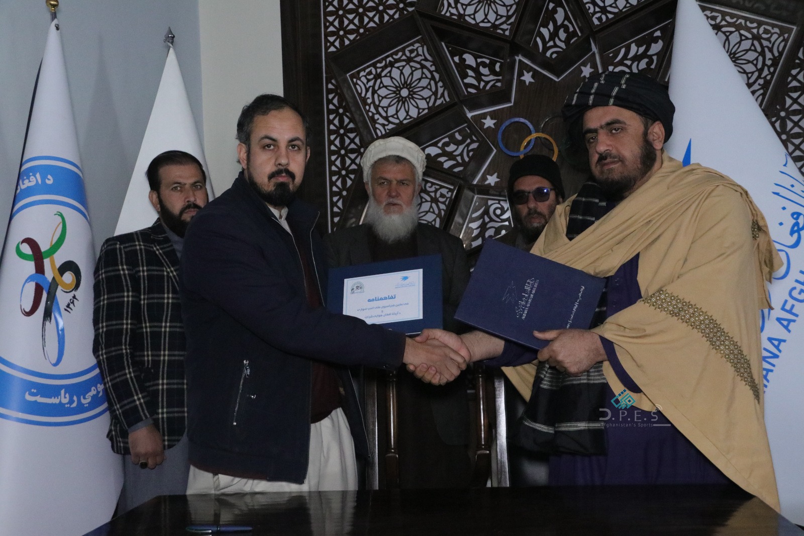 کابل؛ تفاهم نامه دوجانبه شرکت هوایی آریانا و شرکت مخابراتی افغان‌ بیسیم با فدراسیون ملی اسپ سواری به امضاء رسید