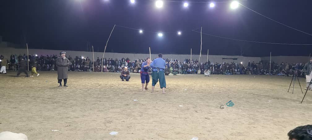 کندز؛ قلعه ذال ولسوالۍ کې د ۹۰ ورزشکارانو ترمنځ د کورش سیالۍ ترسره شوې