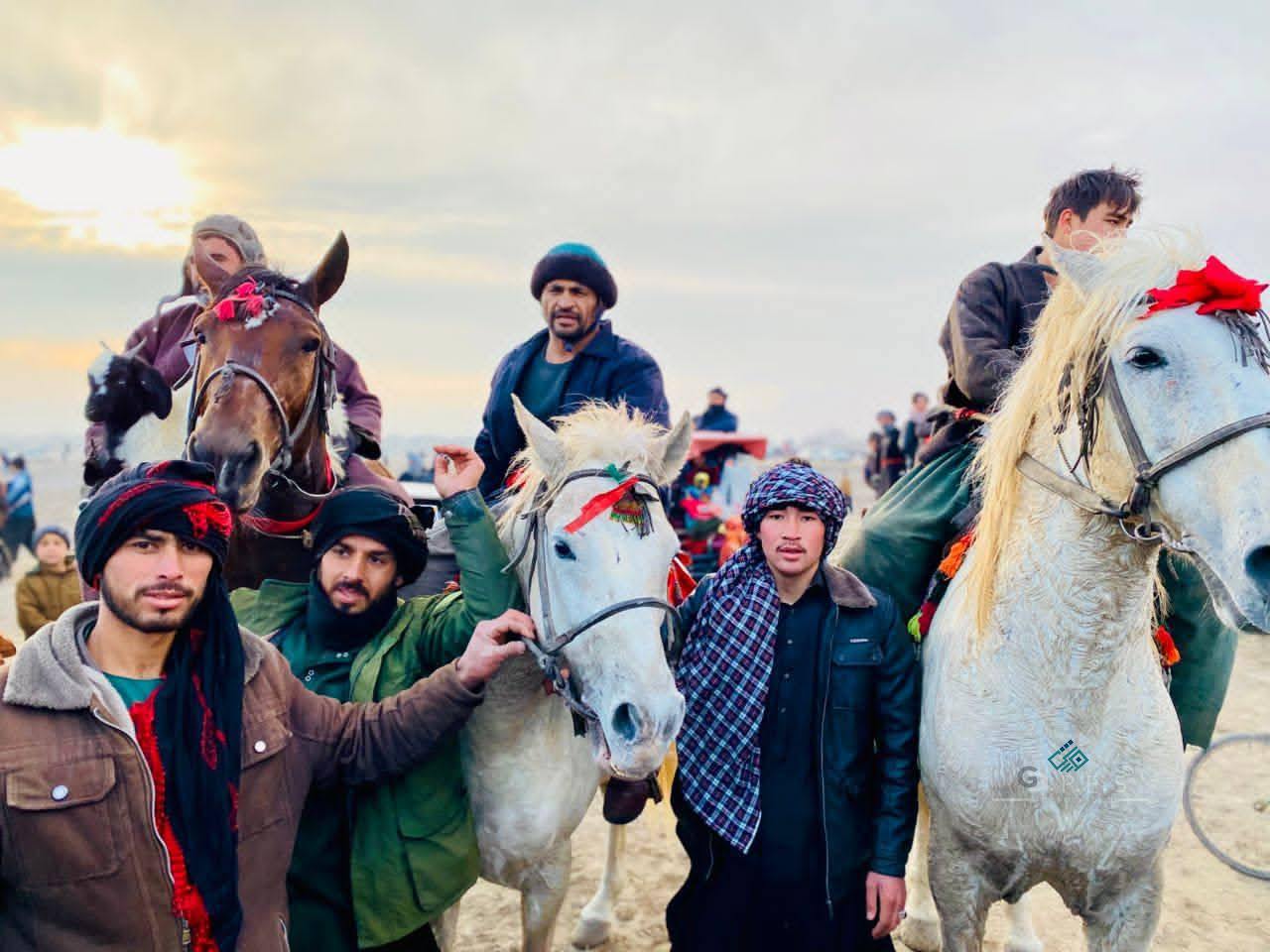 بلخ؛ په چهار بولک ولسوالۍ کې د ۸۰ چاپندازانو ترمنځ د وزلوبې سيالۍ وشوې