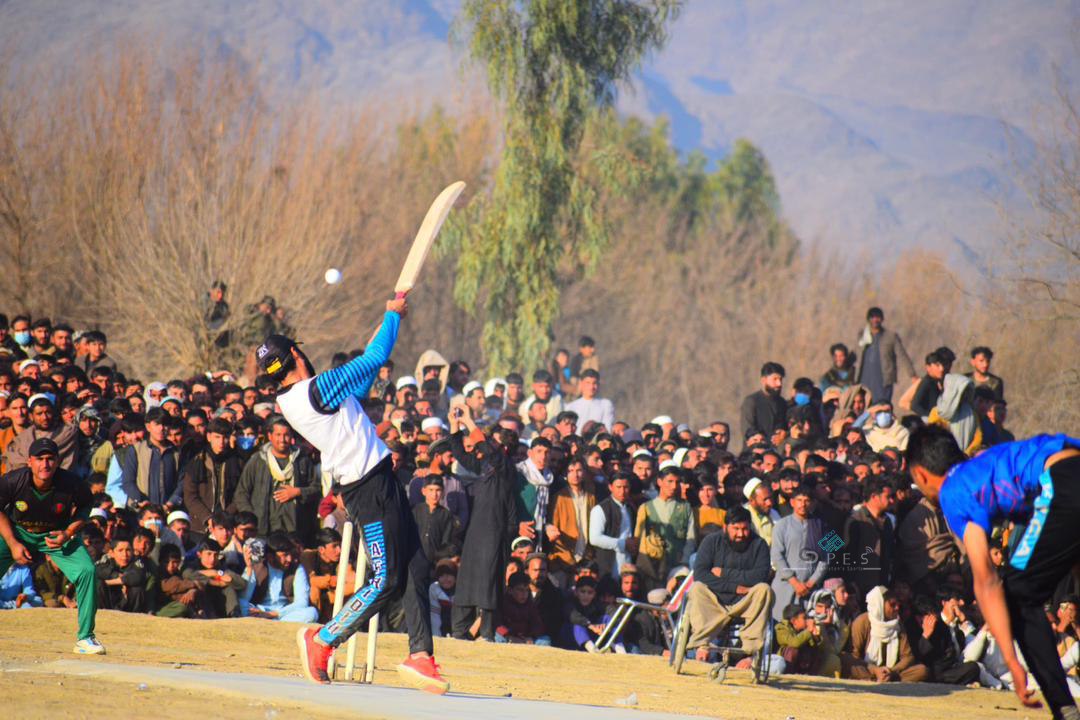 ننګرهار؛ مومند درې ولسوالۍ کې د ٨٦ لوبډلو ترمنځ د ټېپ بال کرېکټ سیالۍ پای ته ورسېدې