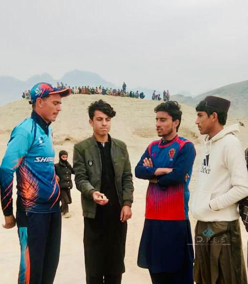 ننګرهار؛ دور بابا ولسوالۍ کې د ٢۵ لوبډلو ترمنځ د ټېپ بال کرېکټ سیالۍ پای ته ورسېدې