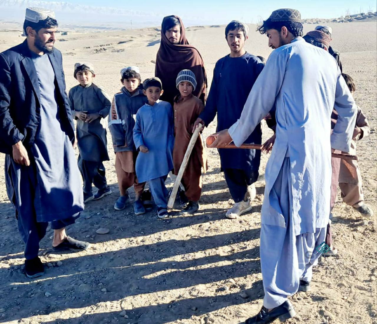 زابل؛ مرکز قلات ښار کې د ۴۰ ورزشکارانو ترمنځ د توپ ډنډې سیالۍ ترسره شوې