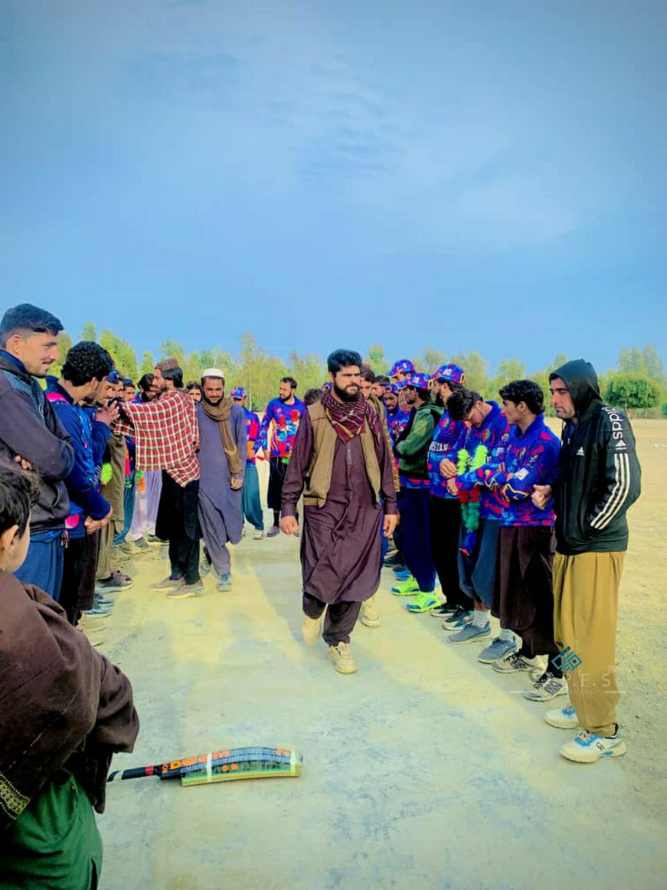 خوست؛ يعقوبيو صبریو ولسوالۍ کې د ٤٠ لوبډلو ترمنځ د ټېپ بال کرېکټ سیالۍ پیل شوې