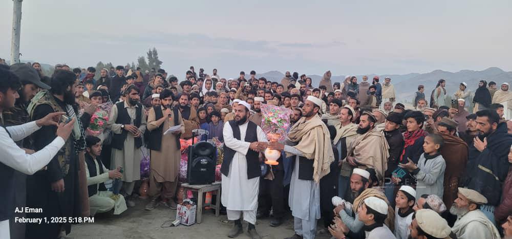 ننګرهار؛ لعلپورې ولسوالۍ کې د ۳۴ لوبډلو ترمنځ د والیبال سیالۍ پای ته ورسېدې