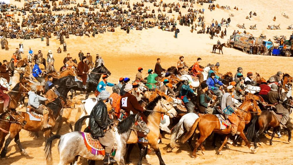 فاریاب؛ رقابتهای بزکشی میان ۱۰۰ چاپنداز در ولسوالی شیرین تگاب برگزار شد