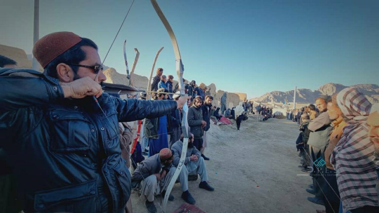ميدان وردګ؛ په چک ولسوالۍ کې د ۵۰ غشي ويشتونکو ترمنځ د غشي ويشتلو سيالۍ ترسره شوې