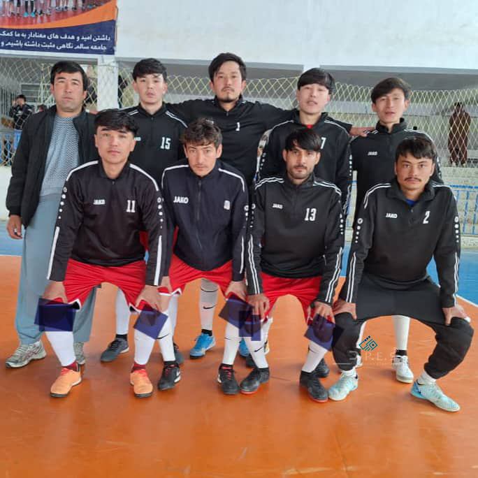 غزنی؛ مسابقات فوتسال با اشتراک ۳۲ تیم در ولسوالی جاغوری آغاز گردید