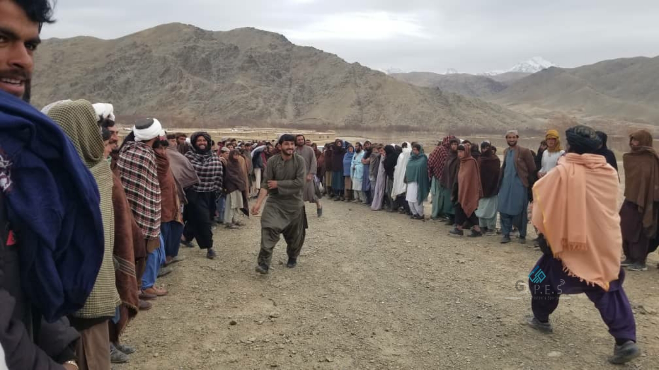 زابل؛ په ارغنداب ولسوالۍکې د ۳۰ ورزشکارانو ترمنځ د تیږې اچونې سيالۍ ترسره شوې