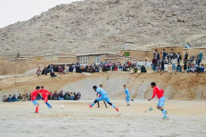 دایکندی؛ مسابقات فوتبال با اشتراک ۱۶ تیم در ولسوالی شهرستان آغاز گردید