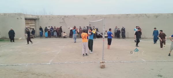کندز؛ په چهاردرې ولسوالۍ کې د شپږو لوبډلو ترمنځ د والیبال سیالۍ ترسره شوې