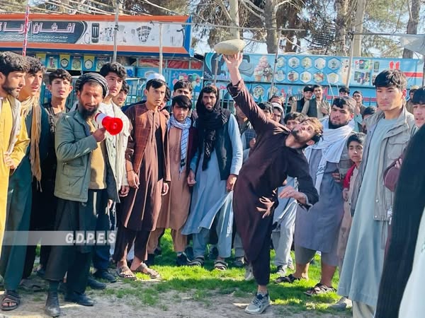 پايان مسابقات پرتاب سنگ در شهر تالقان تخار