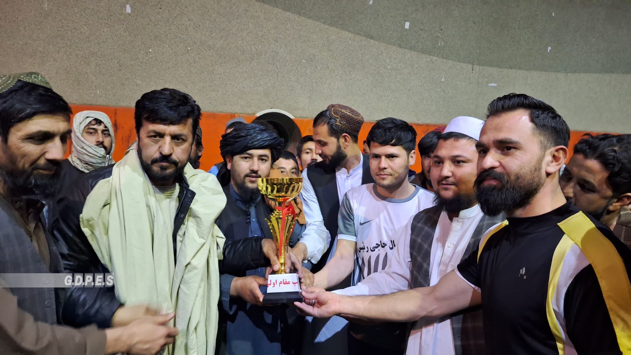 بلخ؛ مسابقات والیبال با اشتراک ۱۰ تیم با قهرمانی تيم جوره رئيس به پايان رسيد