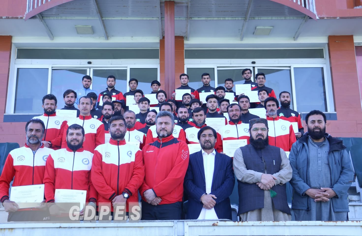 کابل کې د فوټبال ۲۷ روزونکو ته د D درجې ښوونيز سمينار پای ته ورسېده