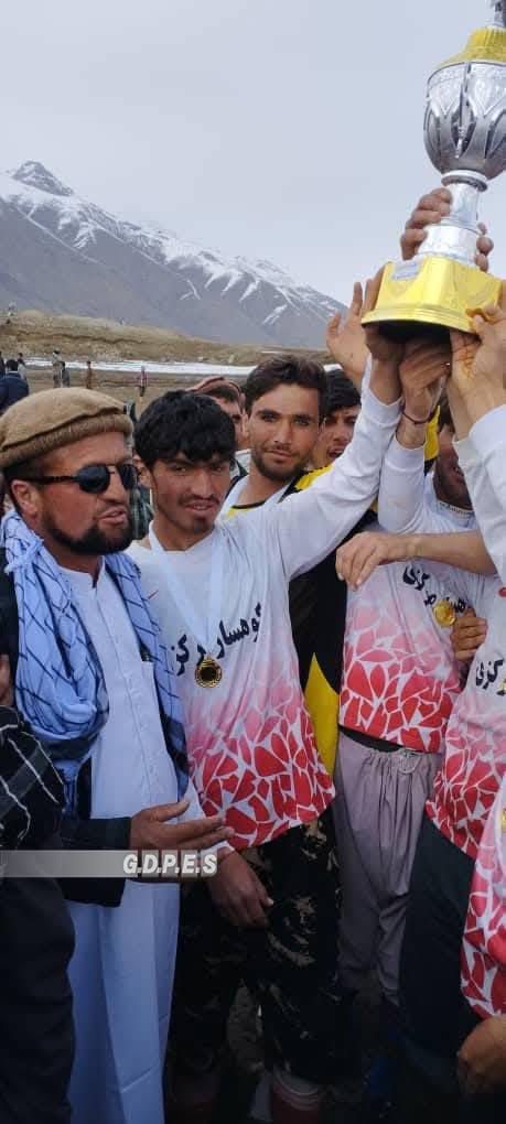 پنجشېر؛ پریان ولسوالۍ کې د ۱۶ لوبډلو ترمنځ د فوټبال سیالۍ پای ته ورسېدې