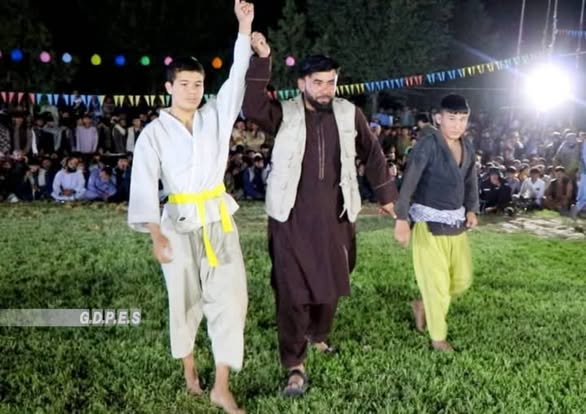 بغلان؛ مسابقات پهلوانی کورش با اشتراک ۶۰ ورزشکار در شهر پلخمری برگزار گردید