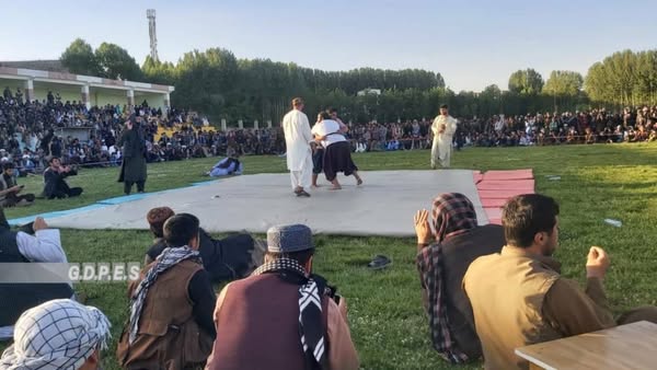 غور؛ مسابقات انتخابی پهلوانی با اشتراک ۱۰۰ ورزشکار در مرکز آغاز گردید