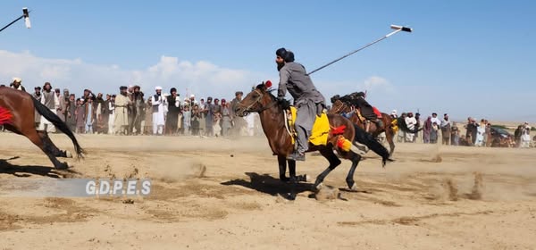 غزنی؛ مسابقات نیزه‌زنی میان سه تیم با اشتراک ۴۴ تن در ولسوالی واغظ برگزار شد