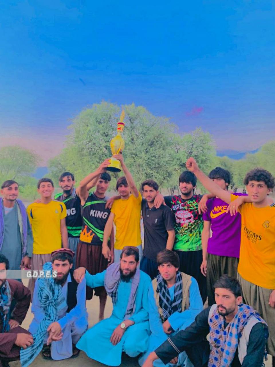 لغمان؛ الينگار ولسوالۍ کې د ۱۲ لوبډلو ترمنځ د واليبال سيالۍ پای ته ورسېدې