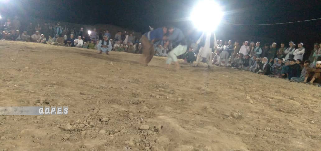 بلخ؛ مسابقات کورش با اشتراک ۹۰ ورزشکار در ولسوالی دولت آباد برگزار شد
