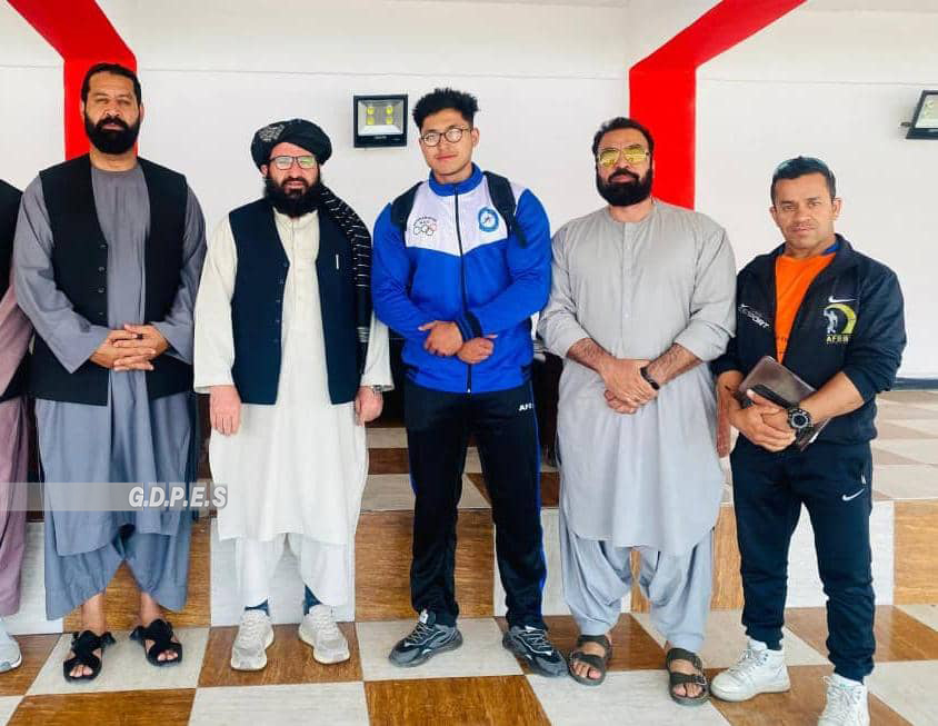 مهدي اسلمي د بدن ښکلا او فټنیس اسیايي سیالیو کې د سپینو زرو مډال په خپل نوم کړ