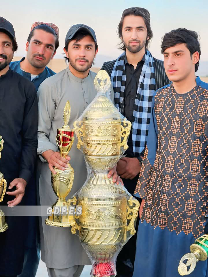 پکتیکا؛ یوسف خېلو ولسوالۍ کې د اتو لوبډلو ترمنځ د ټېپ بال کرېکټ سیالۍ پای ته ورسېدې