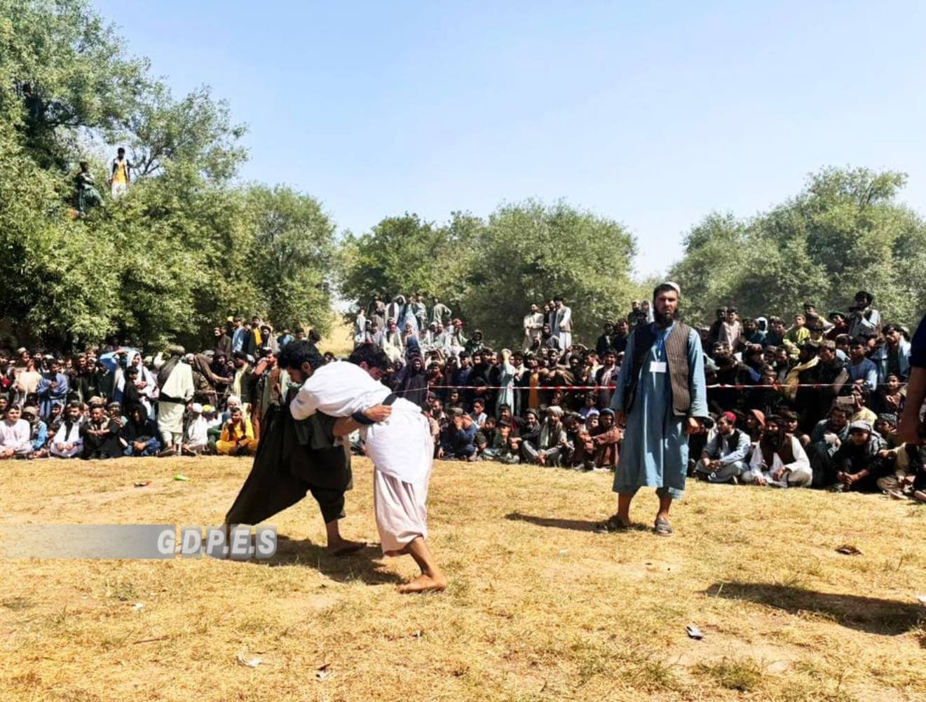 هرات؛ مسابقات پهلوانی محلی با اشتراک ۴۰ ورزشکار در ولسوالی کشک برگزار گردید