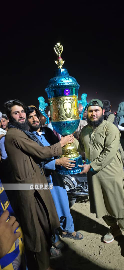 ارزګان؛ مرکز ترينکوټ ښار کې د دېرش لوبډلو ترمنځ د ټېپ بال کرېکټ سیالۍ پای ته ورسېدې