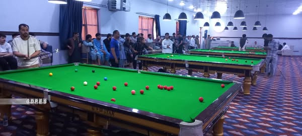 بلخ؛ مسابقات سنوکر با اشتراک ۵۴ ورزشکار در شهر مزار شريف آغاز شد