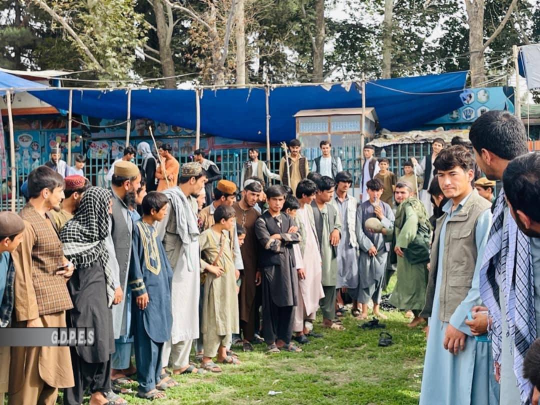 تخار؛ بر گزاری رقابتهای پرتاب سنگ میان ۴۰ تن در شهر تالقان