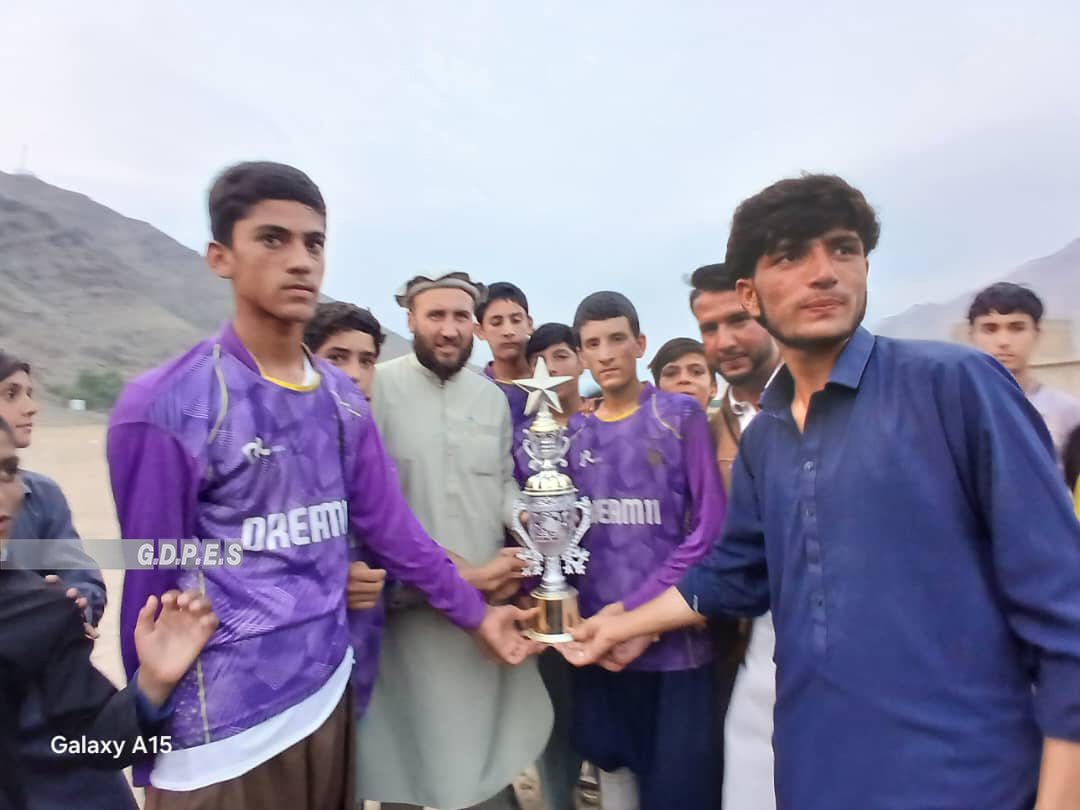 کونړ؛ کوز څاگي اتلانو لوبډلې د تنکيو ځوانانو د فوټسال ليگ اتلولي وگټله