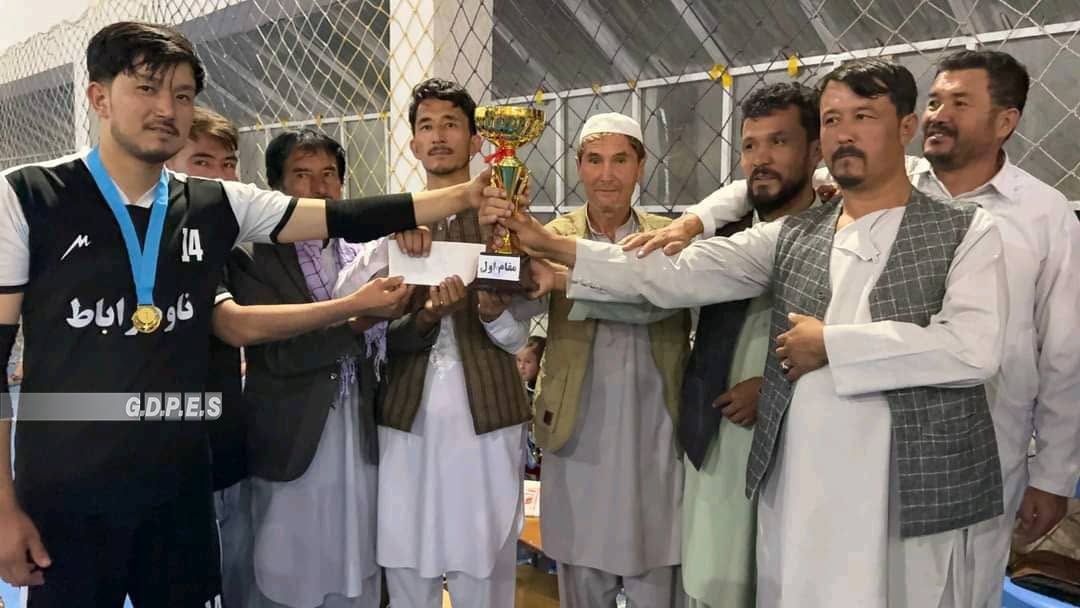 غزنی؛ مسابقات فوتسال با اشتراک ۲۴ تیم با قهرمانی تیم ناوه رباط به پایان رسید