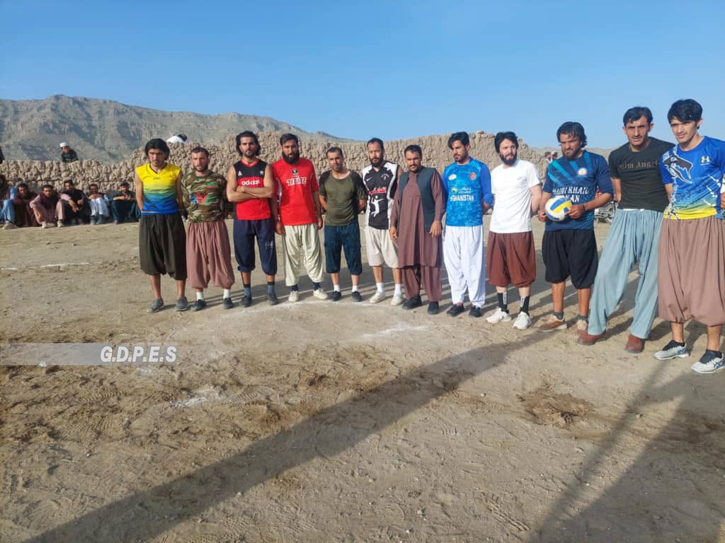 پکتيکا؛ سروضه ولسوالۍ کې د ۲۰ لوبډلو ترمنځ د واليبال سيالۍ پيل شوې