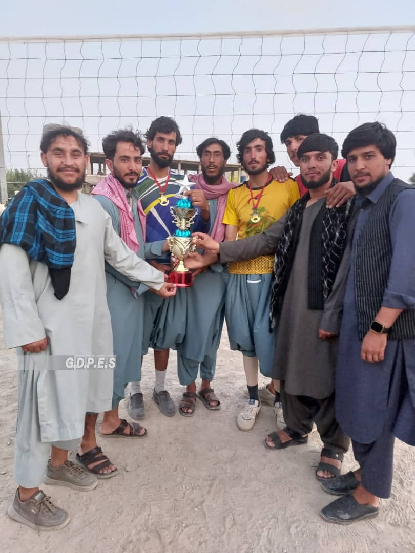 زابل کې د څلورو لوبډلو ترمنځ د واليبال سيالۍ پای ته ورسېدې