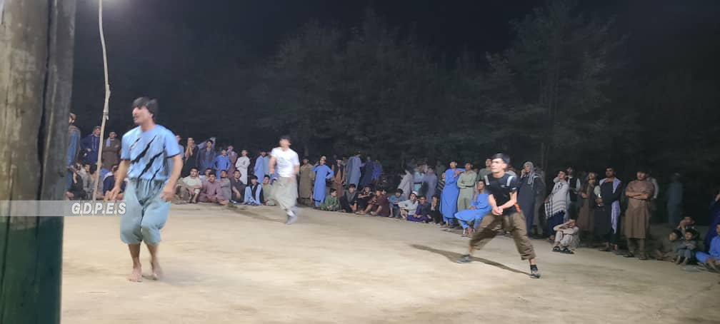 کندز؛ قلعه زال ولسوالۍ کې د اتو لوبډلو ترمنځ د واليبال سيالۍ وشوې