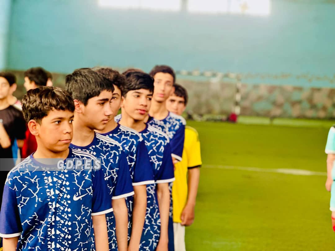 نیمروز؛ رقابتهای لیگ فوتسال نوجوانان ۱۴ سال میان ۱۰ تیم در زرنج آغاز شد
