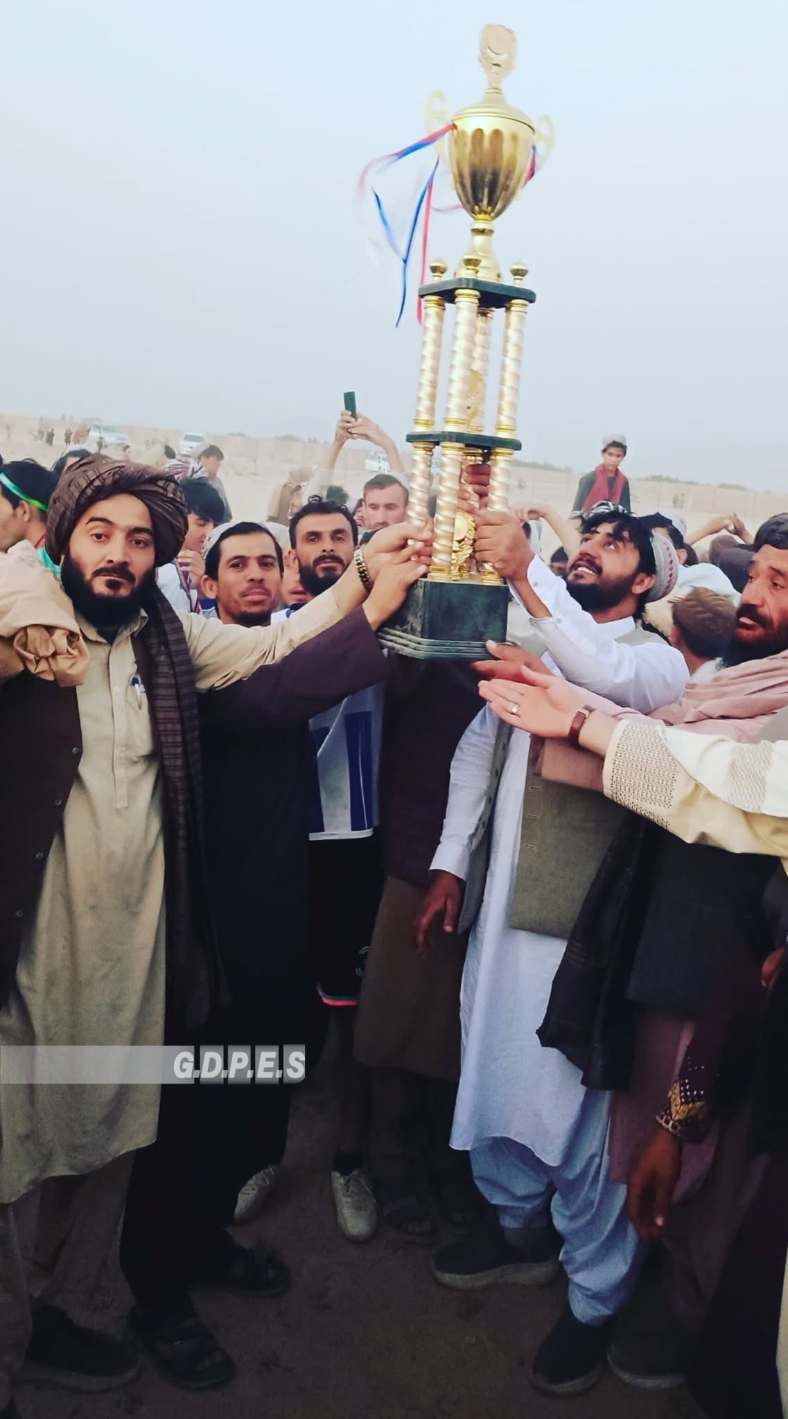 زابل؛ شاجوی ولسوالۍ کې د لس لوبډلو ترمنځ د فوټبال سیالۍ پای ته ورسېدې