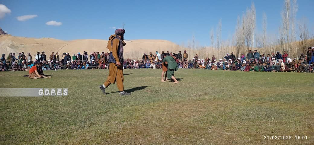 غور؛ برگزاری رقابت‌های کشتی محلی میان ۶۵ تن در ولسوالی پسابند