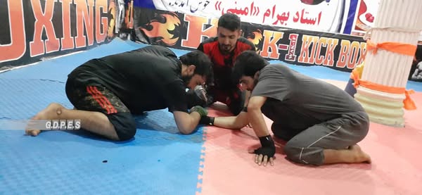 بلخ کې د ۲۰ ورزشکارانو ترمنځ د لاس چپه کولو سيالۍ وشوې