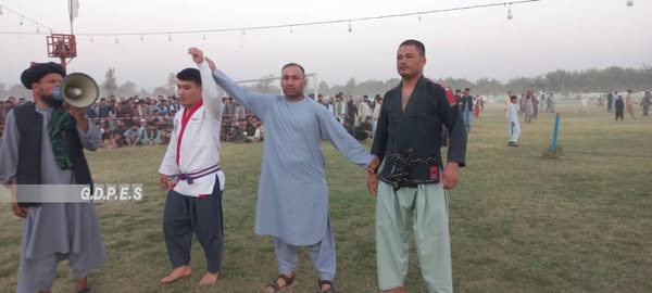 کندز کې د سل ورزشکارانو ترمنځ د سیمه ییزې پهلواني سیالۍ ترسره شوې