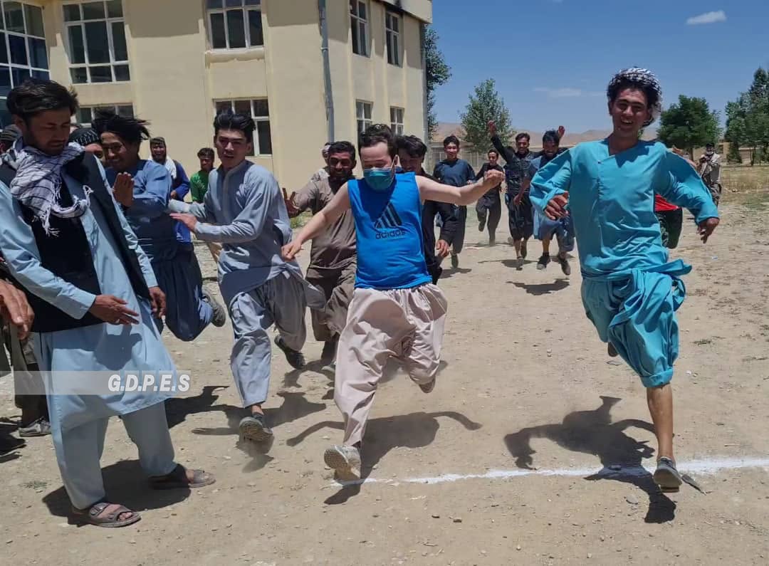 غور؛ لعل‌وسرجنګل ولسوالۍ کې د ۲۰ ورزشکارانو ترمنځ د ځغاستې سیالۍ ترسره شوې