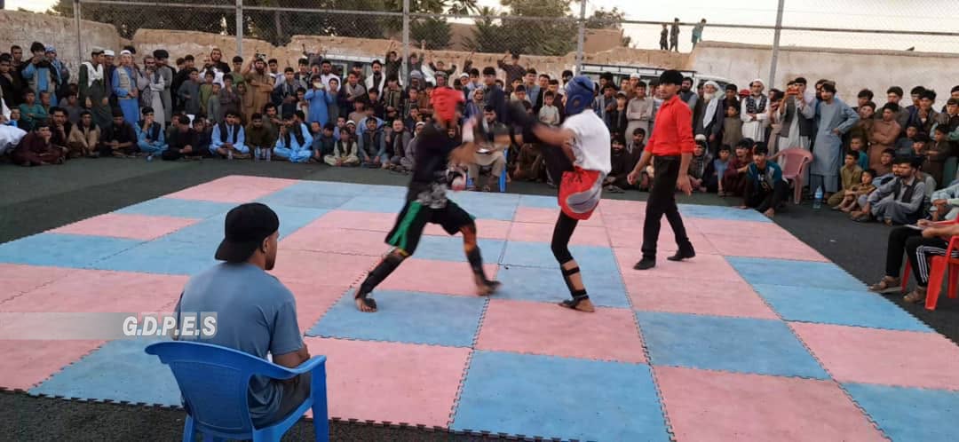 بلخ؛ رقابتهای فولرزم میان ۴۰ ورزشکار در ولسوالی شولگره برگزار شد