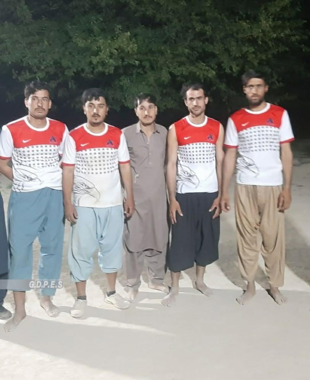 بلخ؛ چاهي ولسوالۍ کې د شپږو لوبډلو ترمنځ د واليبال سیالۍ پای ته ورسېدې