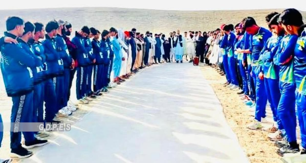 ننګرهار؛ چپرهار ولسوالۍ کې د لسو لوبډلو ترمنځ د ټېپ بال کرېکټ سیالۍ پیل شوې